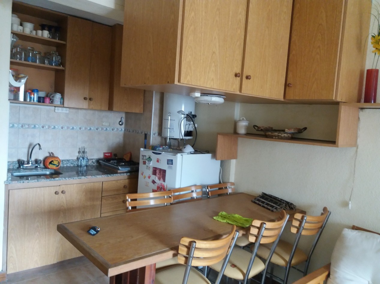 DEPARTAMENTO A LA CALLE CON BALCON EN PLAZA MITRE