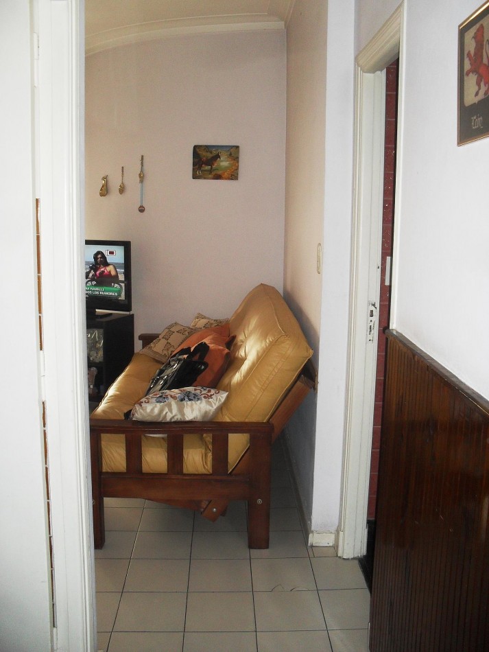 Departamento 2 ambientes al lateral. Macrocentro