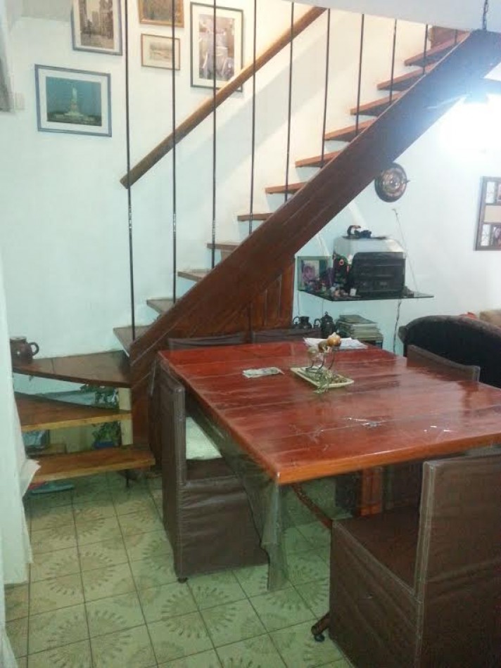 CHALET 5 AMBIENTES EN LOTE PROPIO. PARQUE LURO