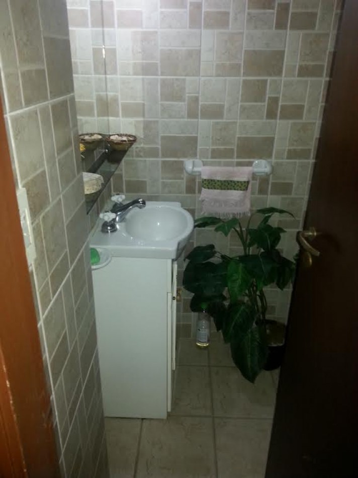 CHALET 5 AMBIENTES EN LOTE PROPIO. PARQUE LURO