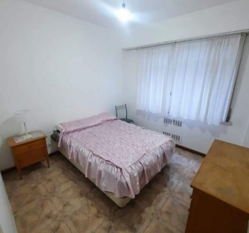 DEPARTAMENTO 2 AMBIENTES LATERAL. ZONA PEATONAL