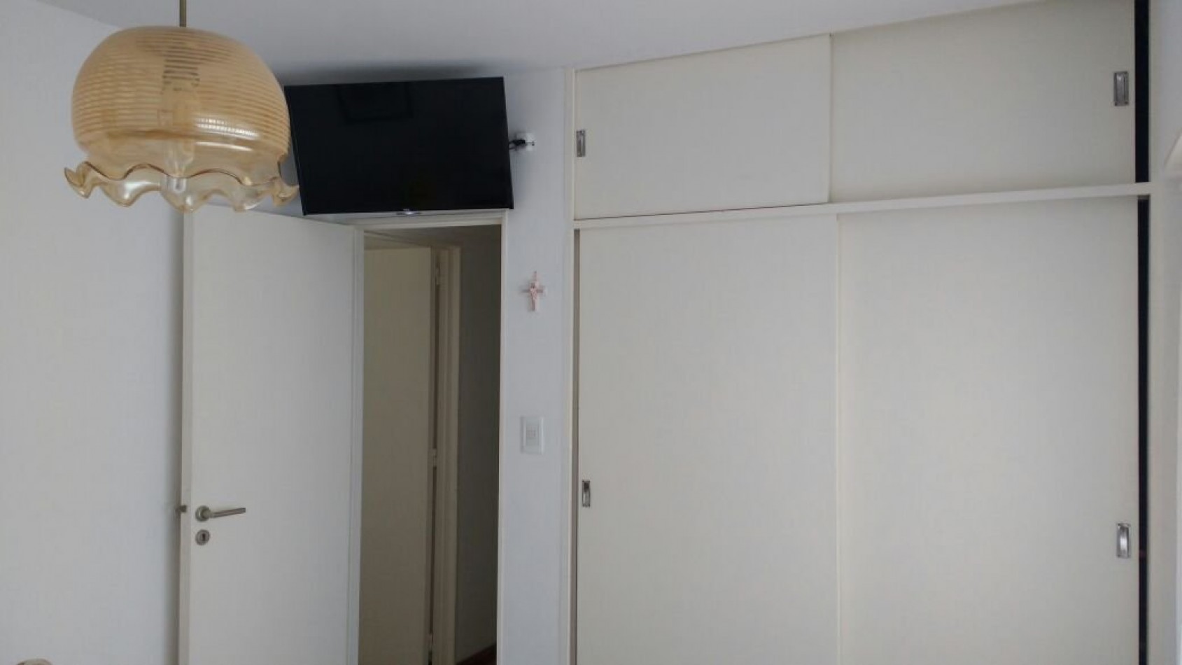 DEPARTAMENTO TIPO PENTHOUSE CON VISTA PARCIAL AL MAR DE 4 AMBIENTES . ZONA GUEMES
