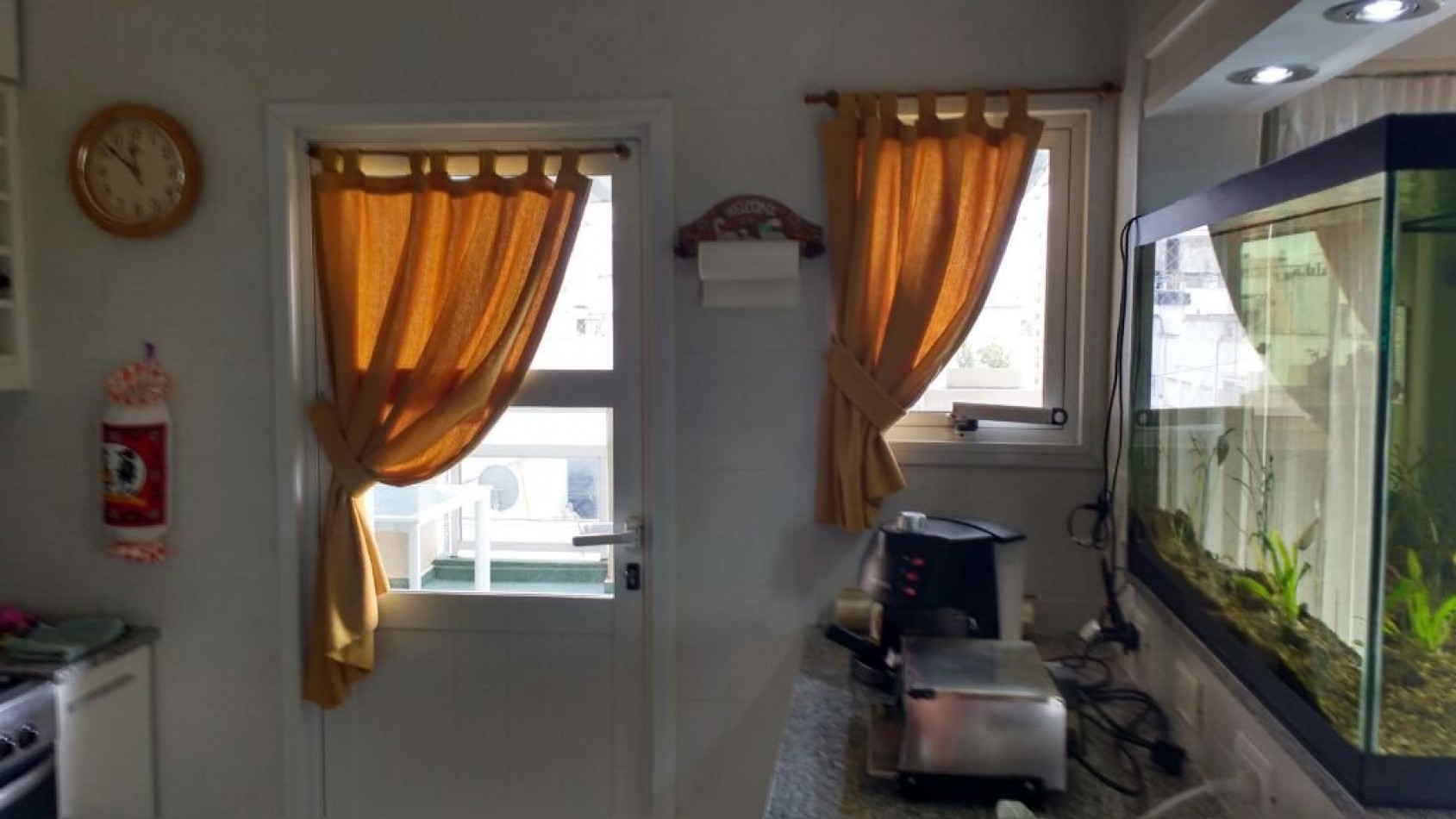 DEPARTAMENTO TIPO PENTHOUSE CON VISTA PARCIAL AL MAR DE 4 AMBIENTES . ZONA GUEMES