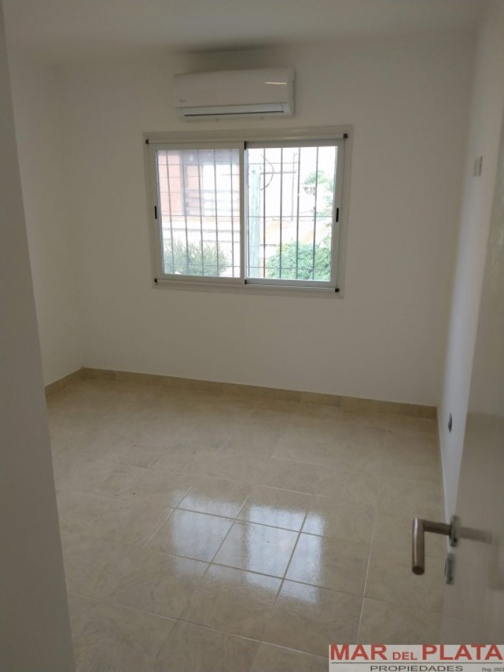Duplex tres ambientes a Estrenar. San Jose