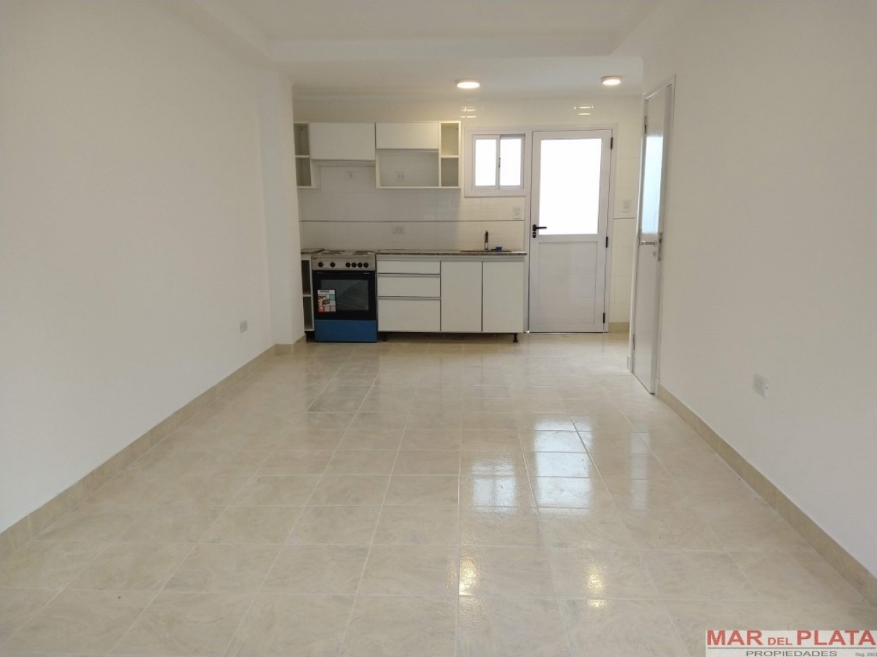 Duplex tres ambientes a Estrenar. San Jose