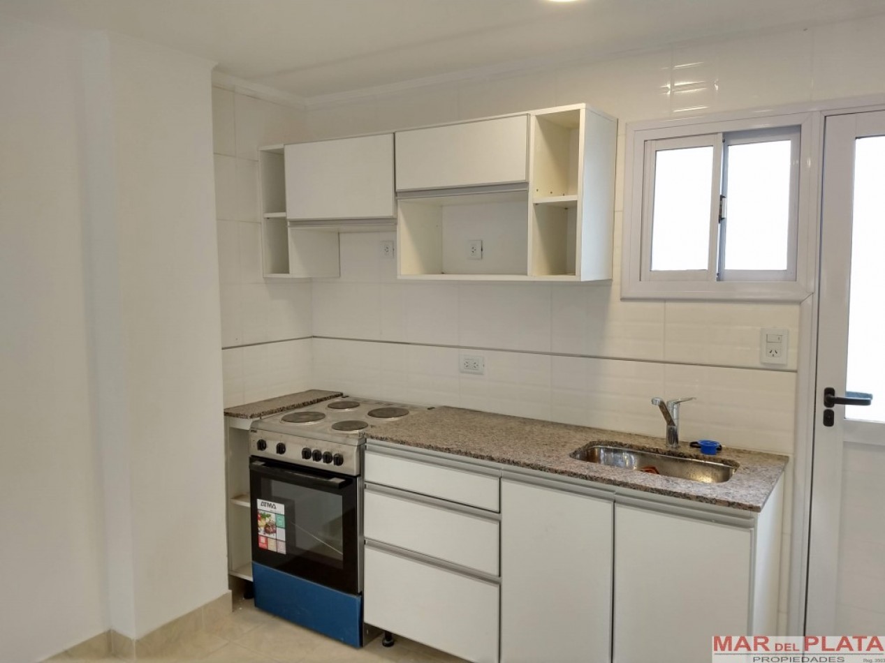 Duplex tres ambientes a Estrenar. San Jose