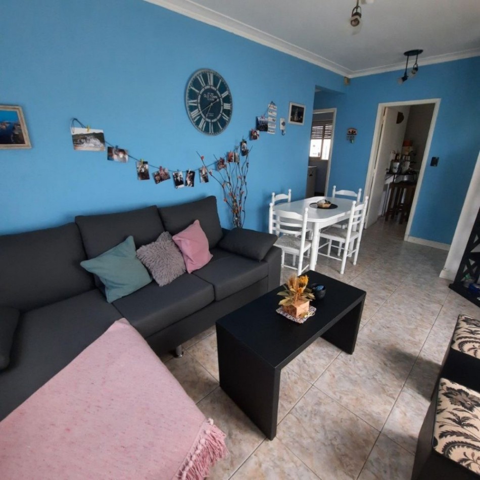Chalet tres ambientes con garage. Reciclada. Colinas de Peralta Ramos
