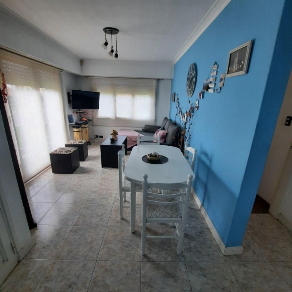 Chalet tres ambientes con garage. Reciclada. Colinas de Peralta Ramos