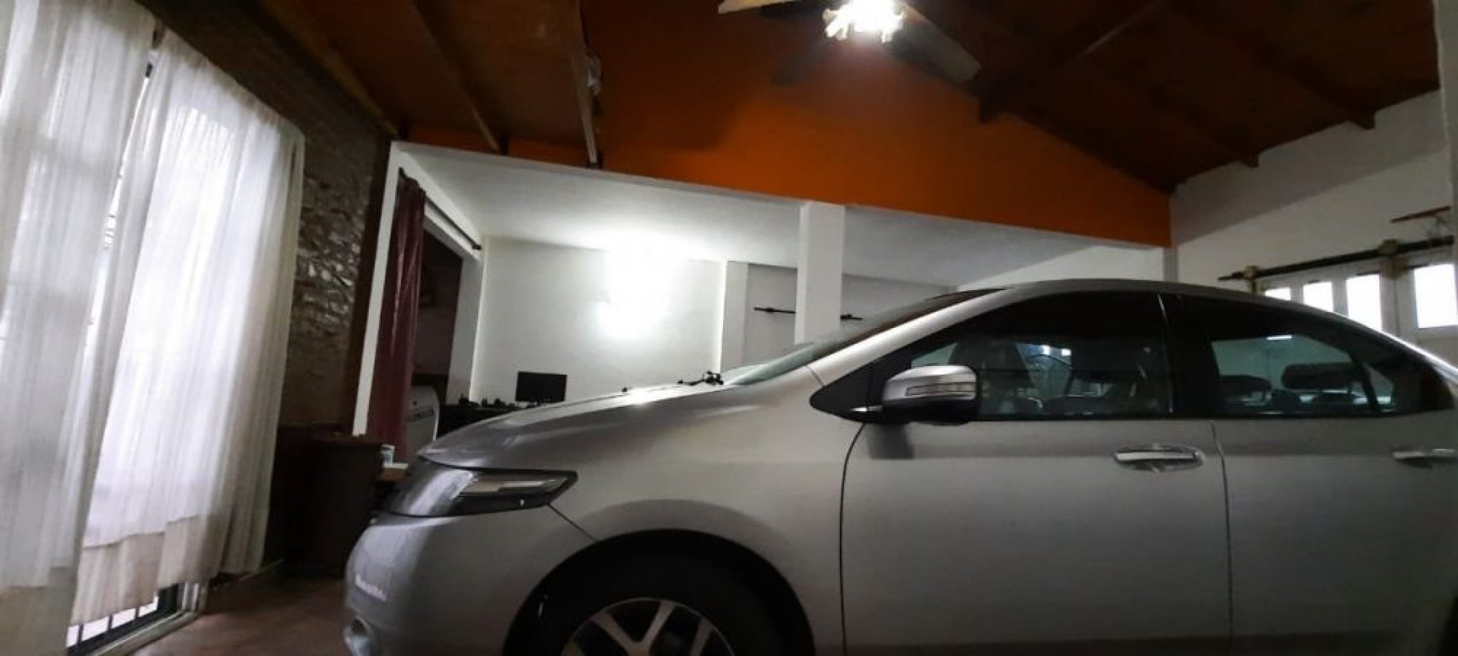 Chalet tres ambientes con garage. Reciclada. Colinas de Peralta Ramos