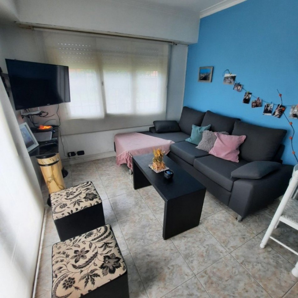 Chalet tres ambientes con garage. Reciclada. Colinas de Peralta Ramos