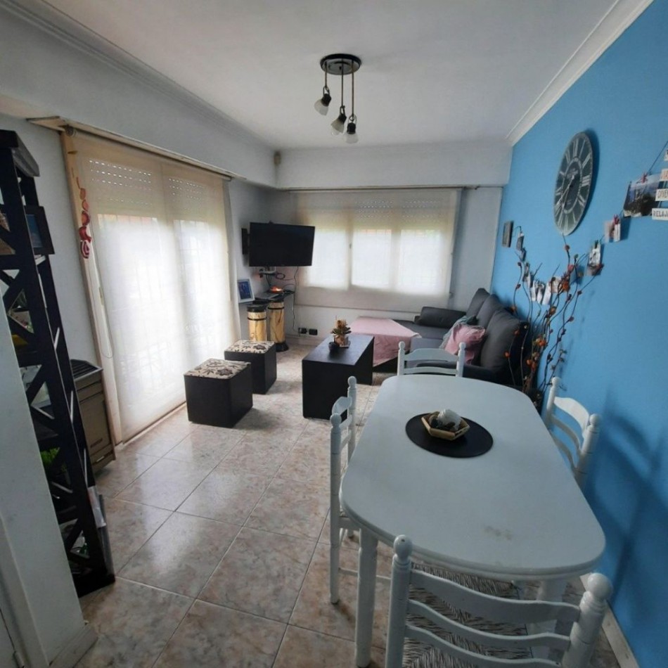 Chalet tres ambientes con garage. Reciclada. Colinas de Peralta Ramos