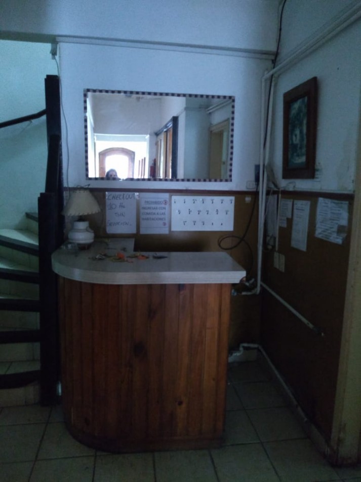 Hotel / Restaurant 18 habitaciones con bano (ideal emprendimiento para oficinas y locales, con proyecto ya aprobado)