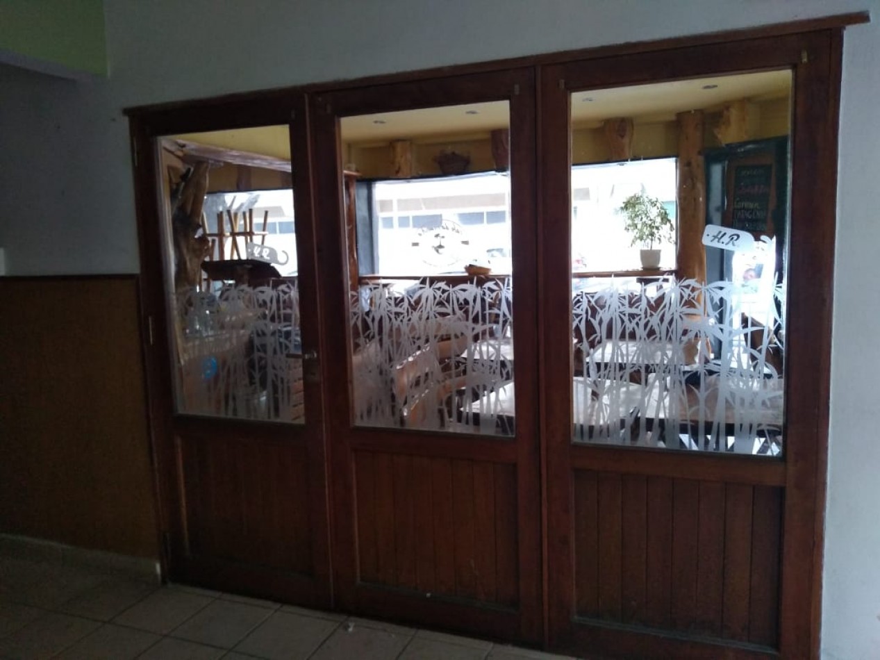 Hotel / Restaurant 18 habitaciones con bano (ideal emprendimiento para oficinas y locales, con proyecto ya aprobado)