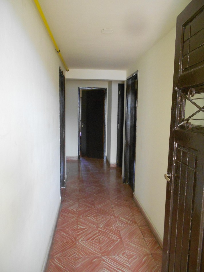Propiedad ideal para Hostel/geriatrico, desarrollada en dos plantas. Zona LaPerla