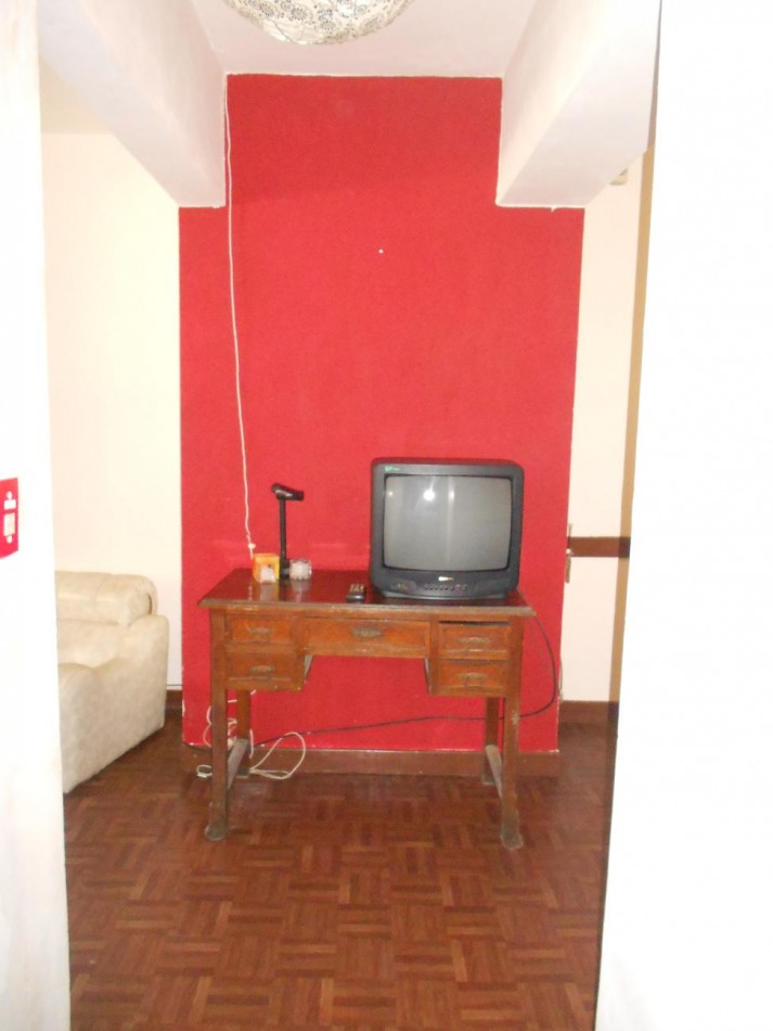 Propiedad ideal para Hostel/geriatrico, desarrollada en dos plantas. Zona LaPerla