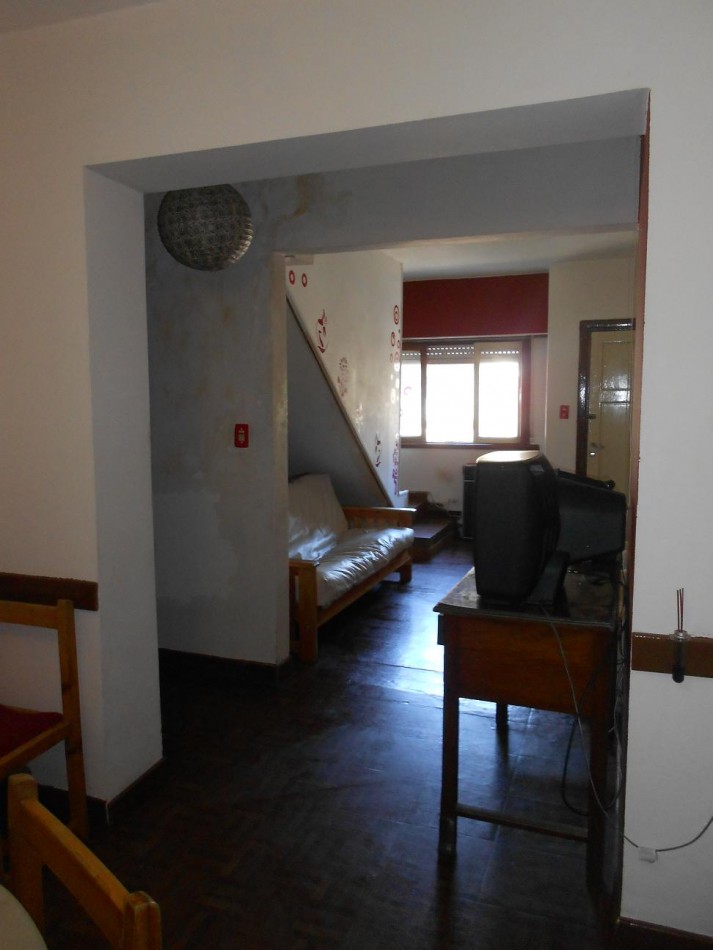 Propiedad ideal para Hostel/geriatrico, desarrollada en dos plantas. Zona LaPerla