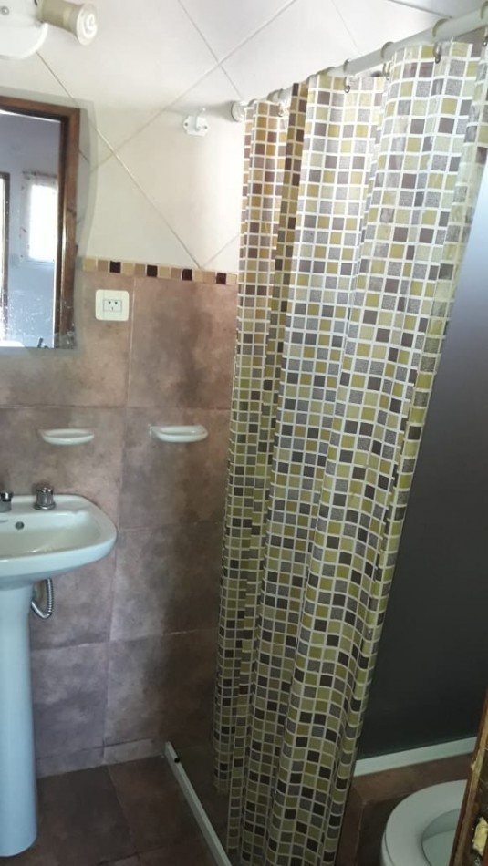Propiedad en block (5 unidades) de departamentos ideal alquiler temporario. Villa Gesel