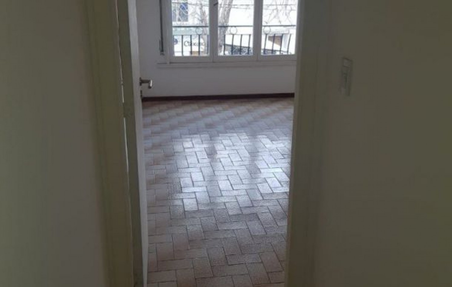 PH 2 ambientes con garage a la calle con balcon. Reciclado. Zona Don Bosco