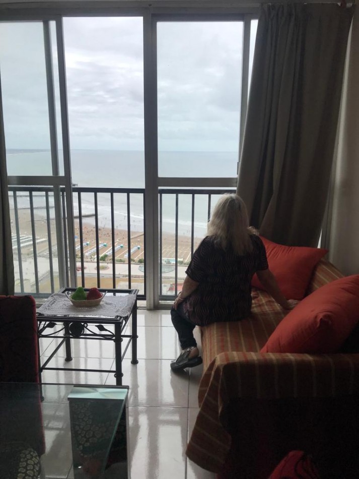 Departamento 2 ambientes con dependencia externo, vista panoramica al mar y casino!!!