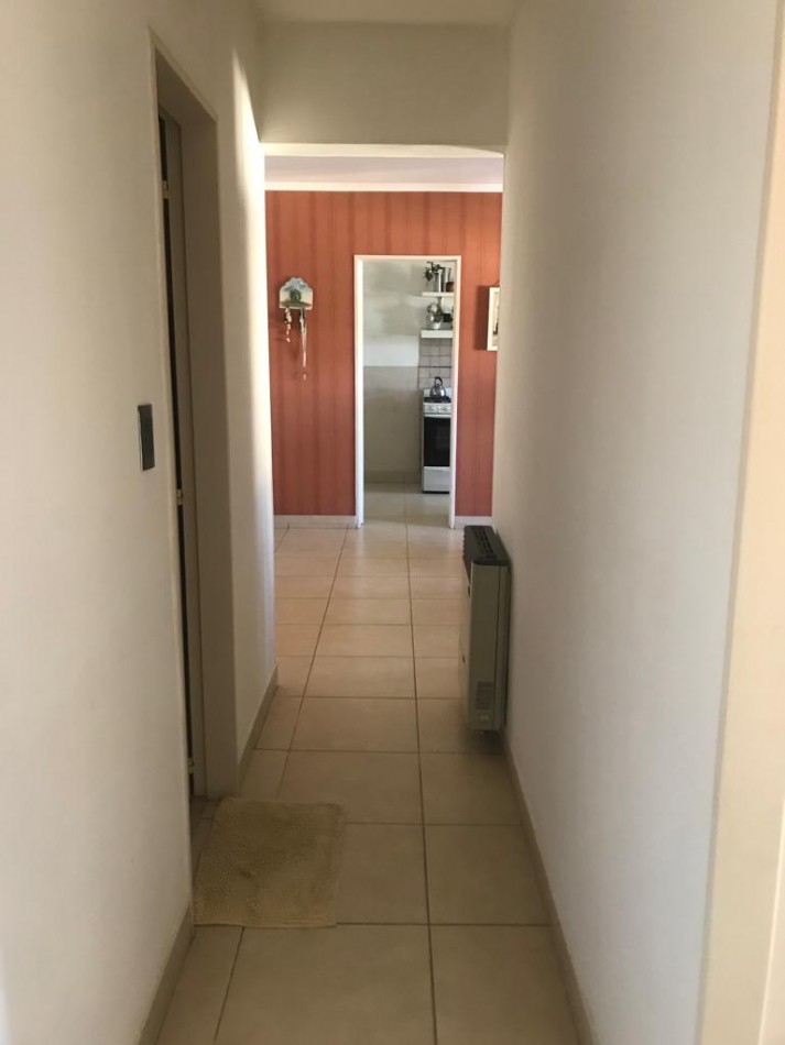 DEPARTAMENTO TRES AMBIENTES EXTERNO CON ESPACIO PARA AUTO. ZONA: VILLA PRIMERA