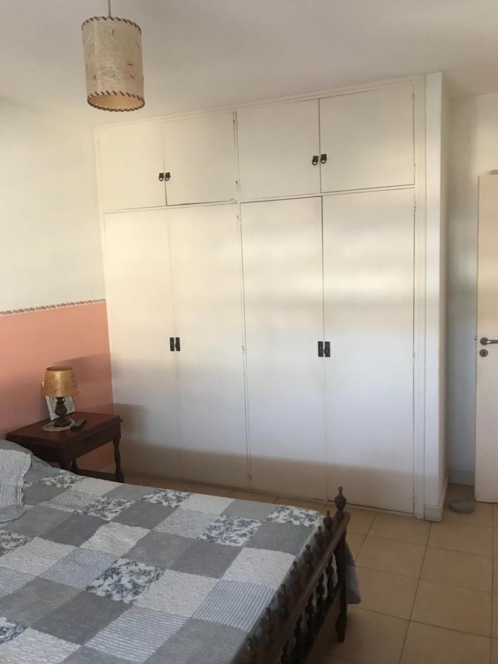 DEPARTAMENTO TRES AMBIENTES EXTERNO CON ESPACIO PARA AUTO. ZONA: VILLA PRIMERA