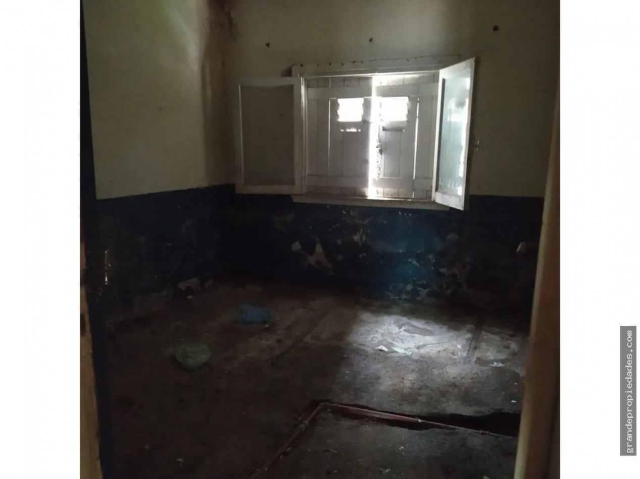 CHALET TRES AMBIENTES CON DEPEMDENCIA A RECICLAR. ZONA ALDREY