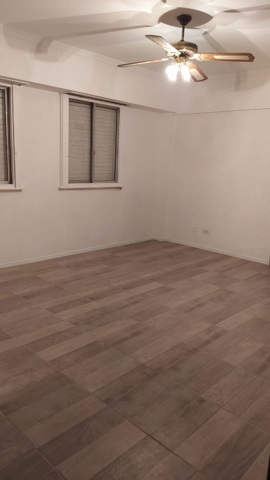 Departamento un ambiente luminoso. Reciclado. Zona Fasta