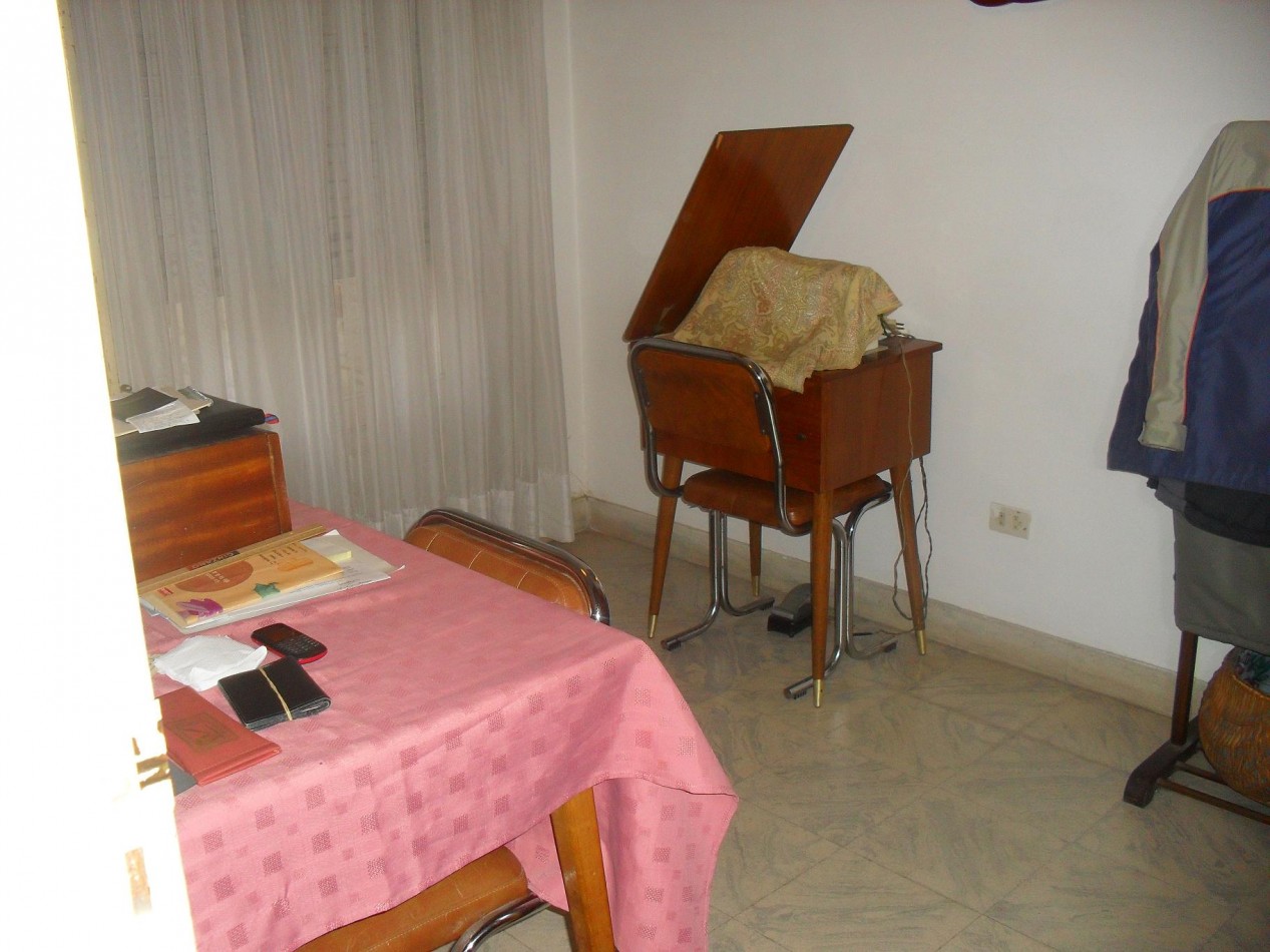 CHALET CUATRO AMBIENTES EN LOTE PROPIO CON GARAGE, DESARROLLADO EN PLANTA BAJA.LAS AVENIDAS