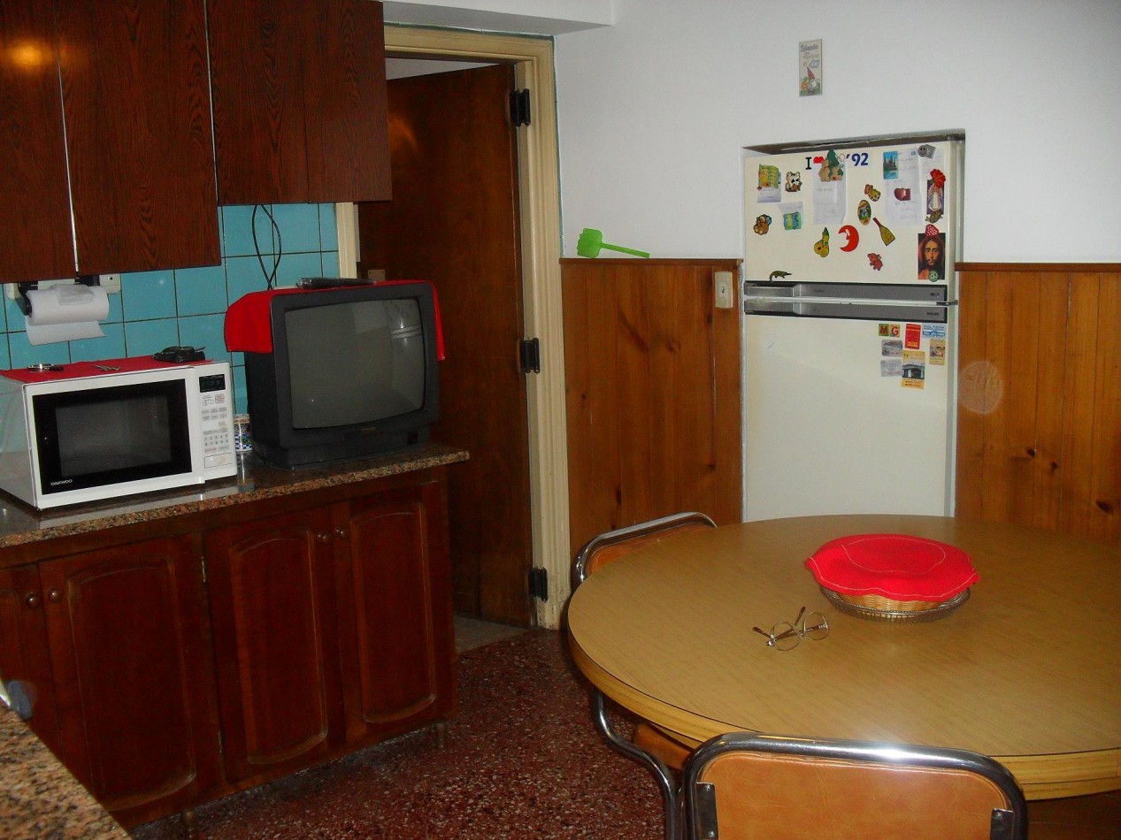 CHALET CUATRO AMBIENTES EN LOTE PROPIO CON GARAGE, DESARROLLADO EN PLANTA BAJA.LAS AVENIDAS