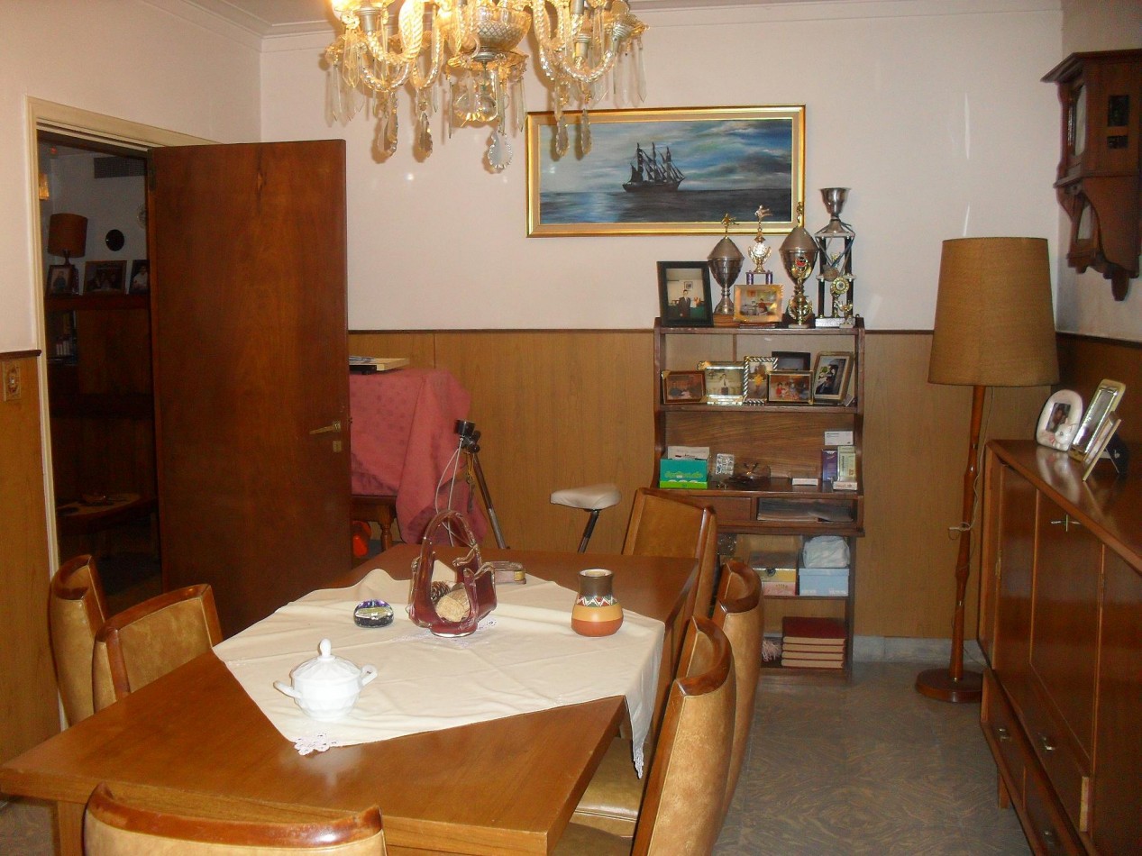 CHALET CUATRO AMBIENTES EN LOTE PROPIO CON GARAGE, DESARROLLADO EN PLANTA BAJA.LAS AVENIDAS
