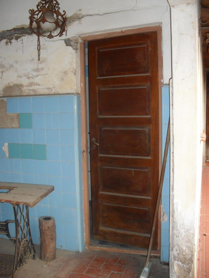 CHALET CUATRO AMBIENTES EN LOTE PROPIO CON GARAGE, DESARROLLADO EN PLANTA BAJA.LAS AVENIDAS
