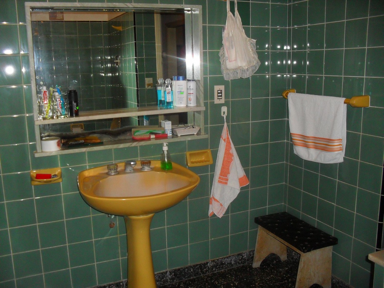 CHALET CUATRO AMBIENTES EN LOTE PROPIO CON GARAGE, DESARROLLADO EN PLANTA BAJA.LAS AVENIDAS