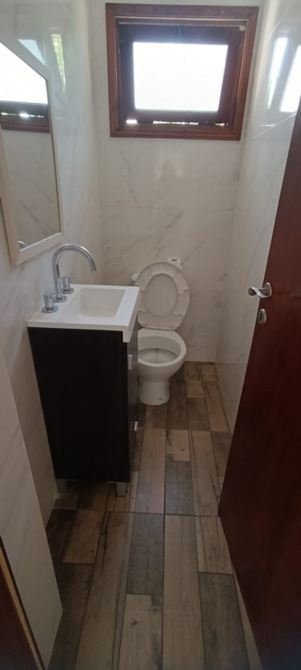 ALQUILER DOCE MESES CHALET  5 AMBIENTES EN BARRIO SAN CARLOS