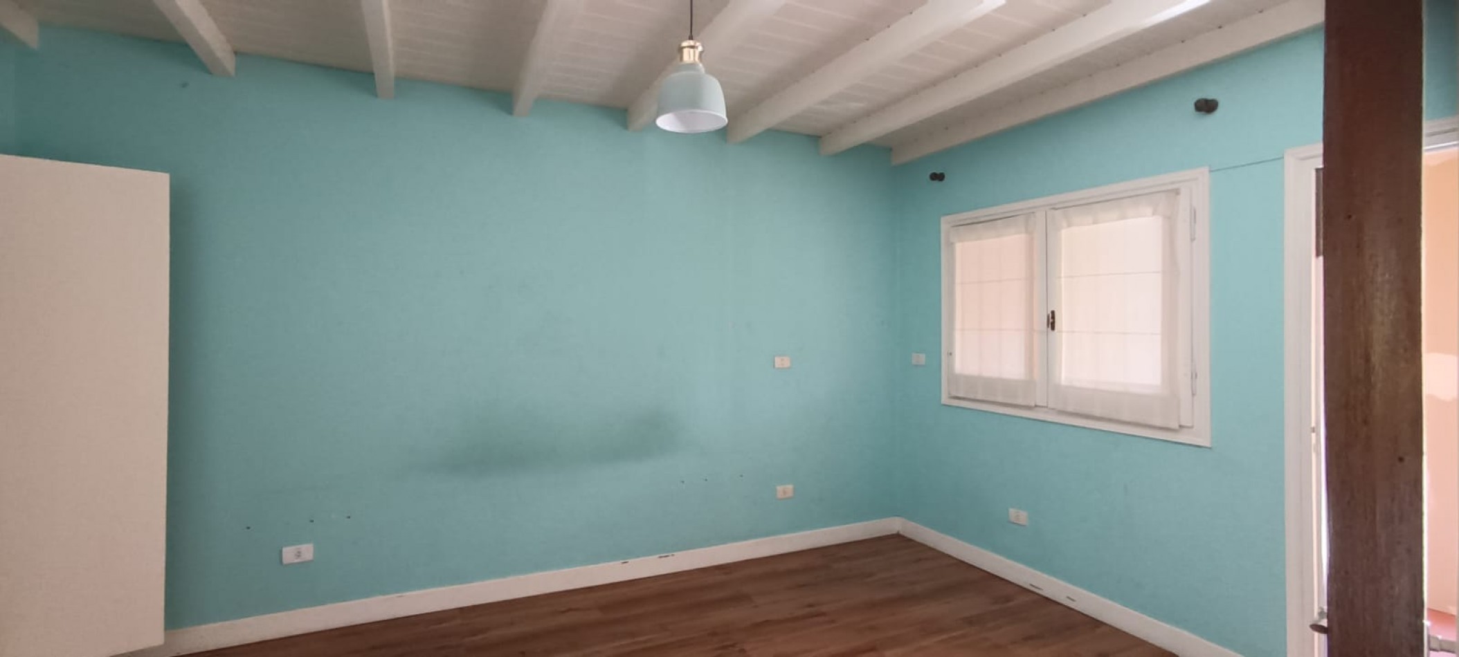 ALQUILER DOCE MESES CHALET  5 AMBIENTES EN BARRIO SAN CARLOS