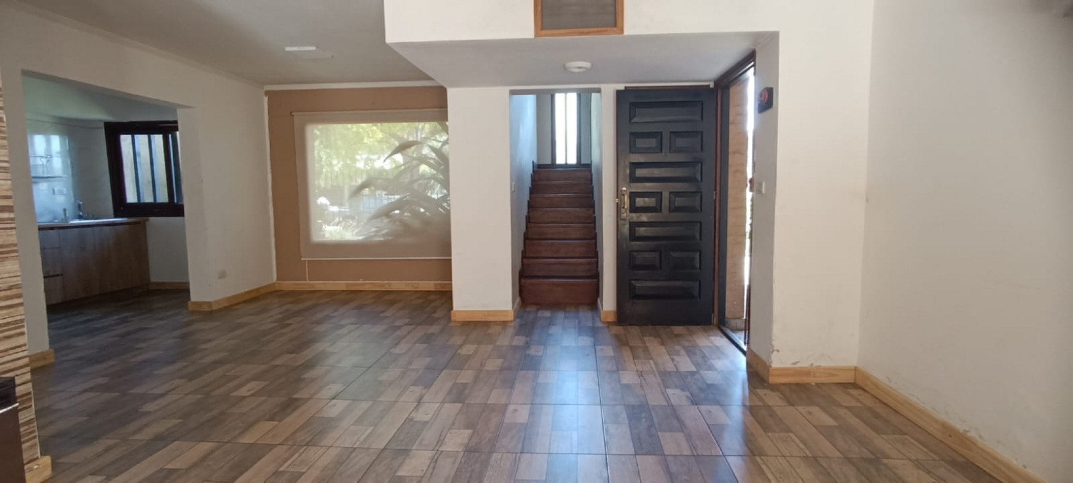 ALQUILER DOCE MESES CHALET  5 AMBIENTES EN BARRIO SAN CARLOS