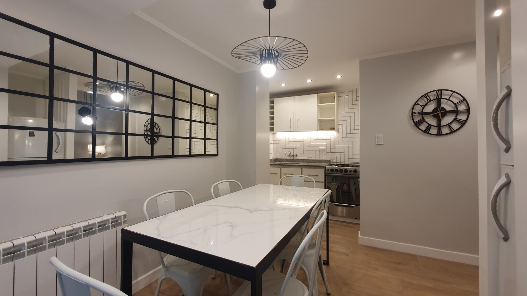 DEPARTAMENTO TRES AMBIENTES CON PATIO. RECICLADO. ZONA: PLAZA COLON
