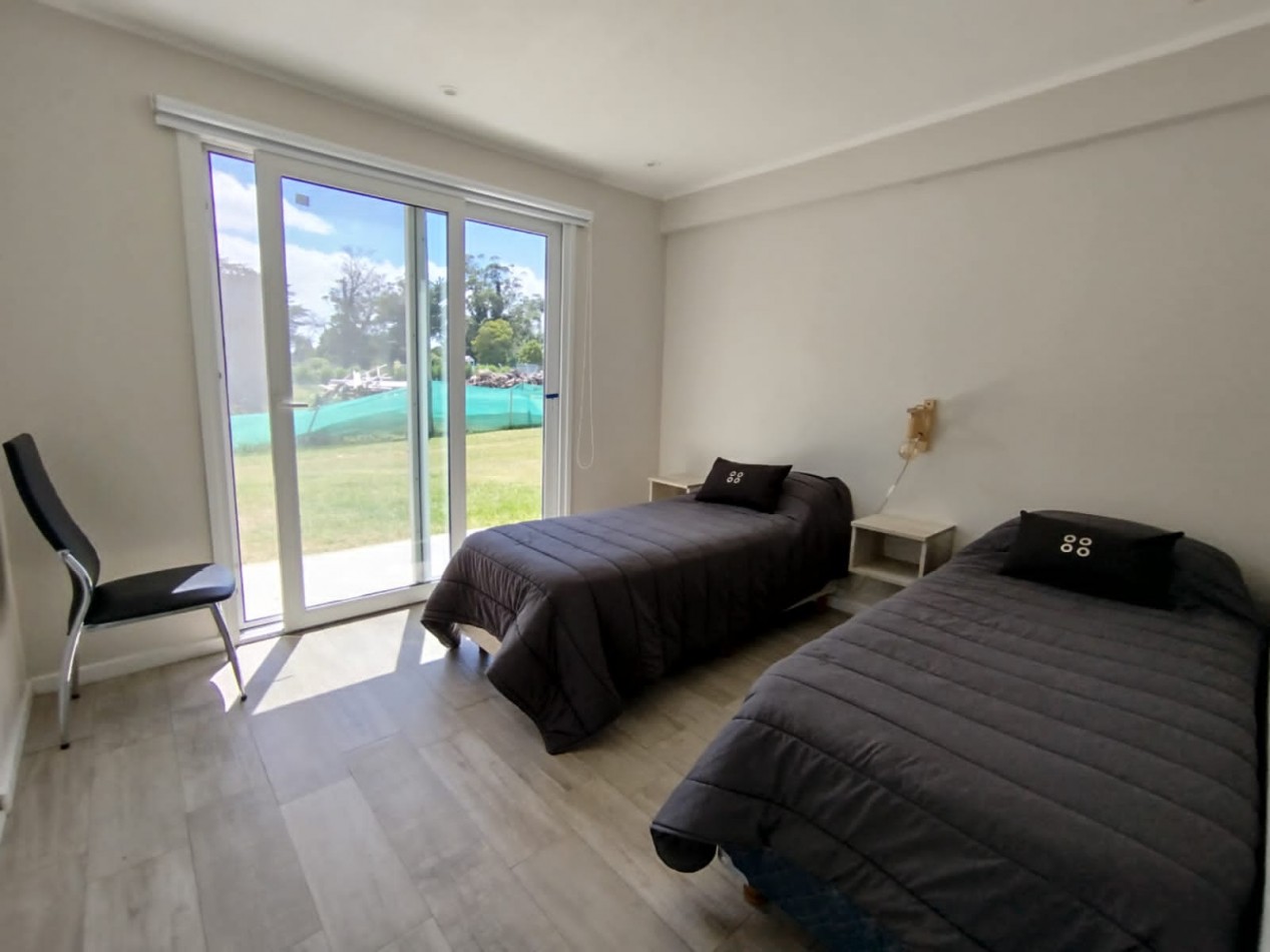 Casa de tres ambientes en Barrio Privado. Impecable. Zona: Bo Costa del Sol (Mar Chiquita)