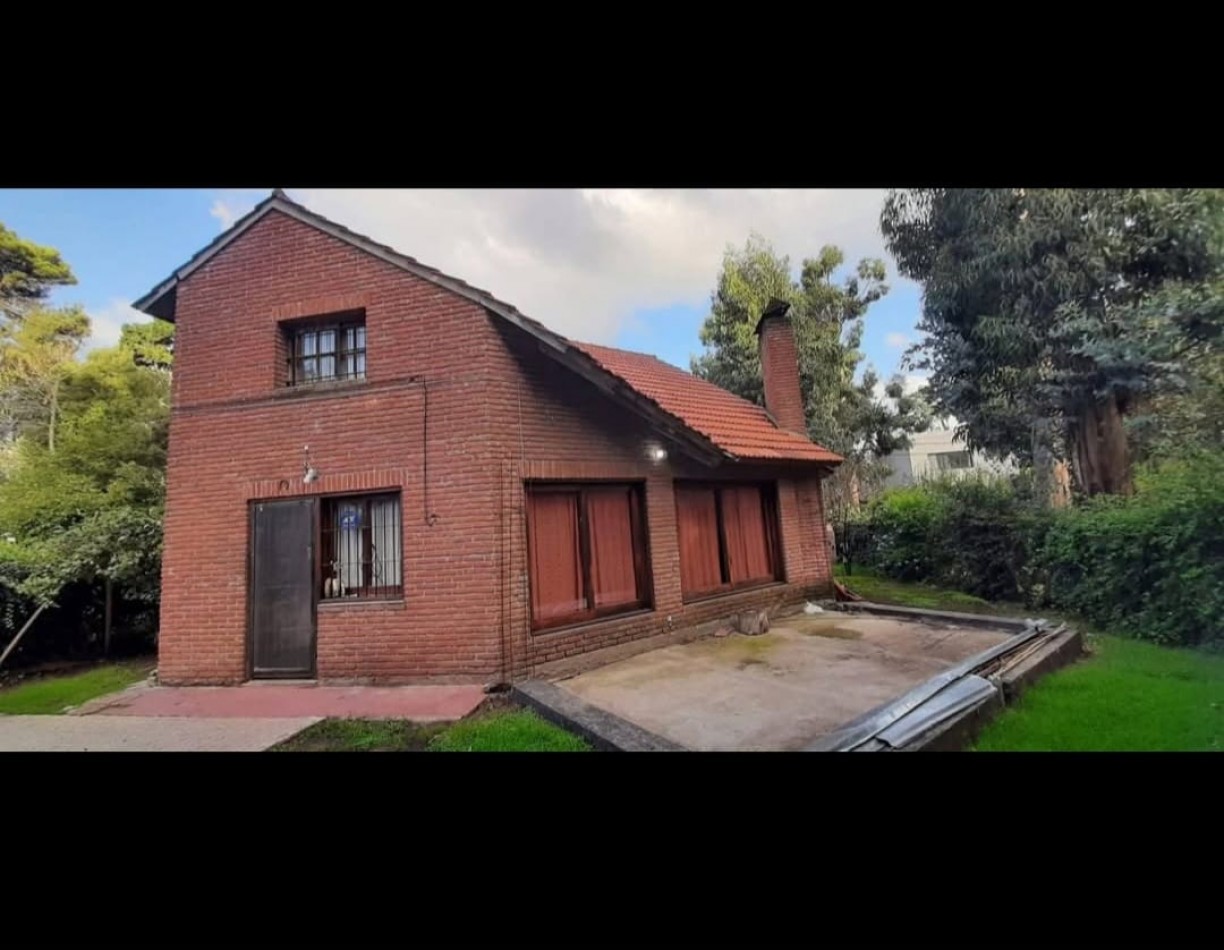 ALQUILER 24 MESES!!! Chalet cuatro ambientes en Bosque Perlata Ramos