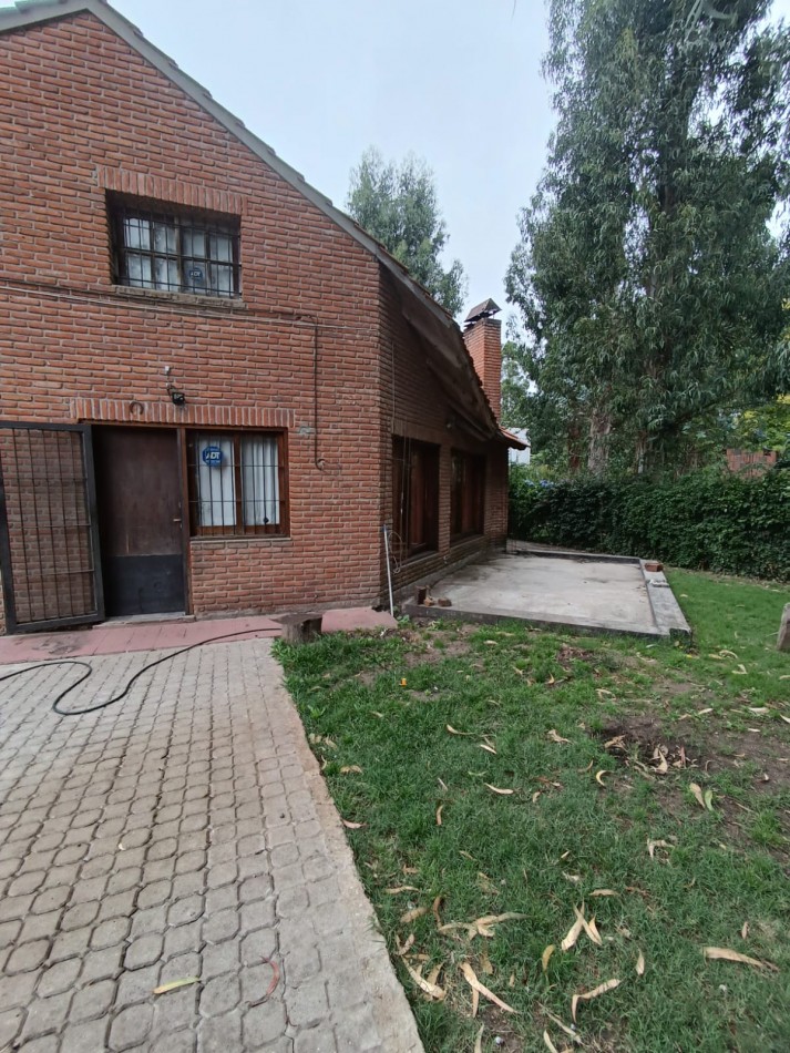ALQUILER 24 MESES!!! Chalet cuatro ambientes en Bosque Perlata Ramos