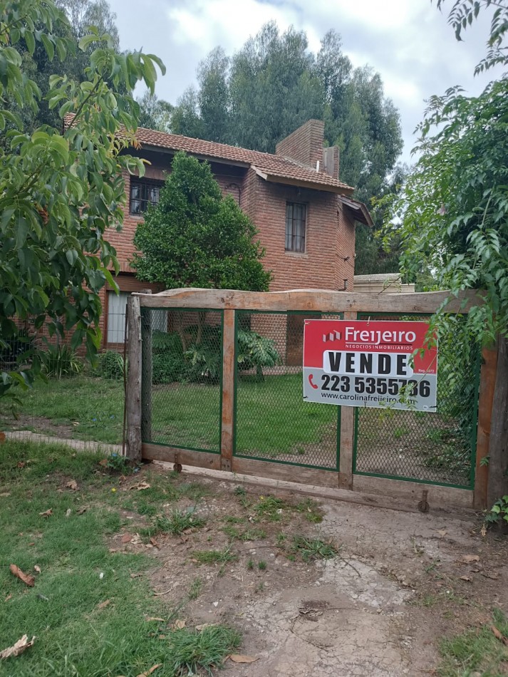 ALQUILER 24 MESES!!! Chalet cuatro ambientes en Bosque Perlata Ramos