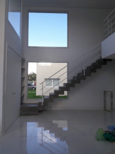 Chalet 4 ambientes desarrollado en dos plantas en Bo Privado "Arenas del Sur"