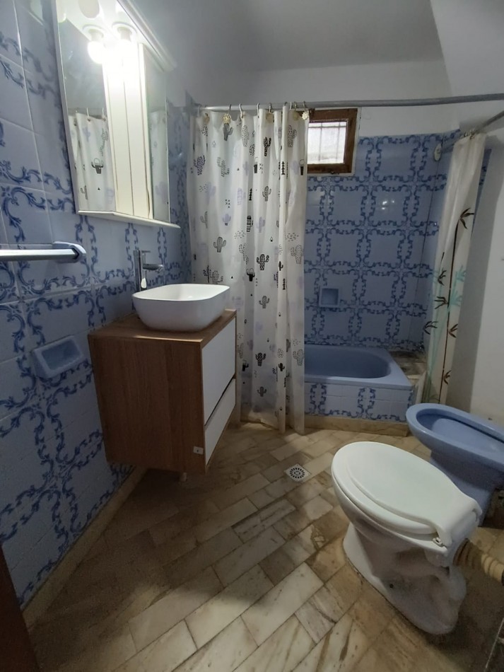 Chalet cuatro ambientes en Bosque Perlata Ramos