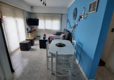 Chalet tres ambientes con garage. Reciclada. Colinas de Peralta Ramos