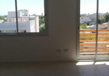 PH un ambiente al contrafente con balcon saliente!!! A Estrenar. Zona Facultad