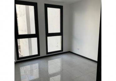 Semipiso tres ambientes a Estrenar con balcon saliente a la calle con cochera  y quincho. Zona Aldrey