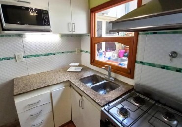 P.H. de tres ambientes, totalmente independiente. Reciclado. Zona Mundialista