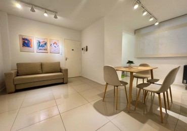 Departamento dos ambientes super luminoso. Reciclado y amoblado